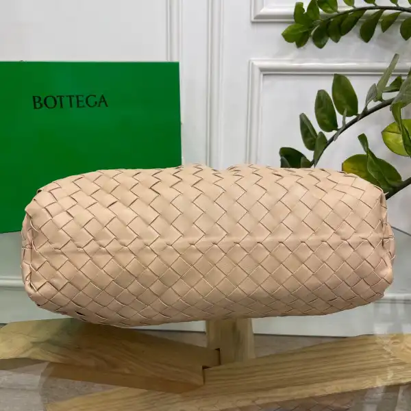 Affordable BOTTEGA VENETA Pouch 0124