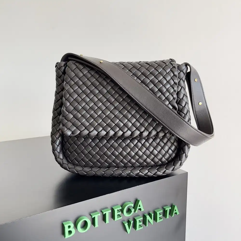 Affordable BOTTEGA VENETA  Small Cobble Shoulder Bag 0124