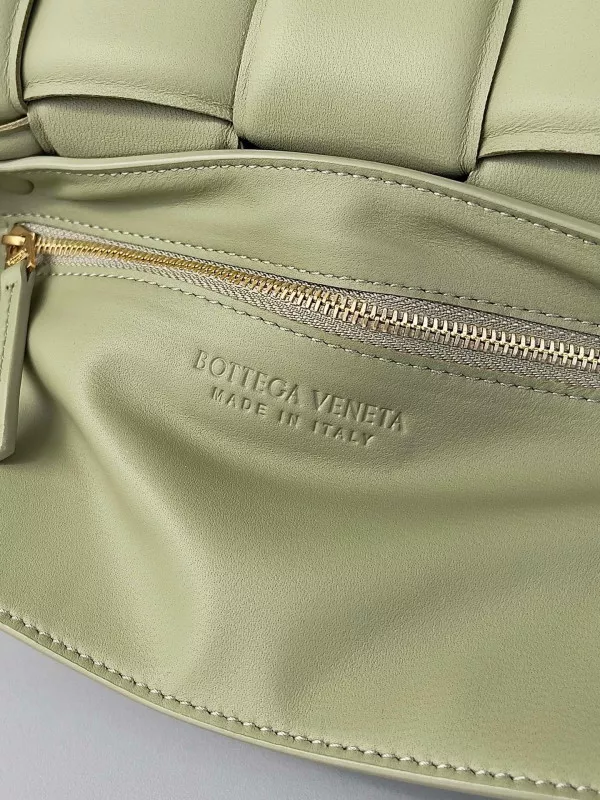 Cheap BOTTEGA VENETA CASSETTE 0114