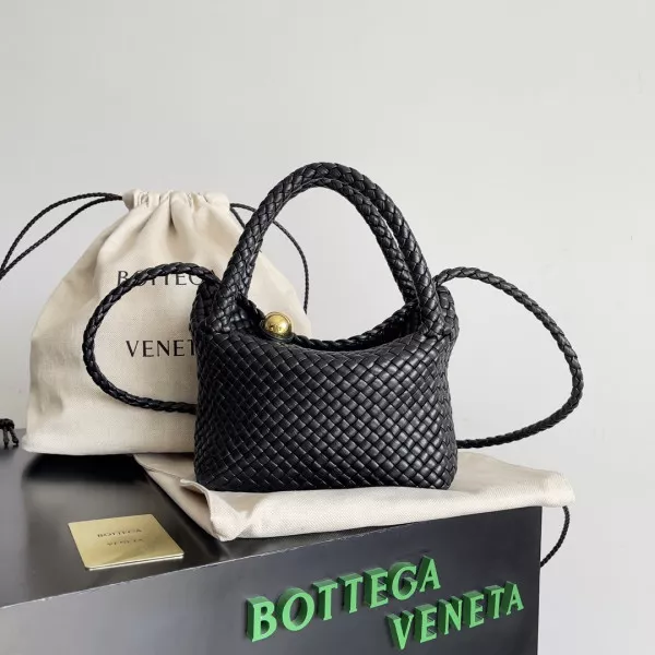 Bottega Veneta Mini Tosca 0113