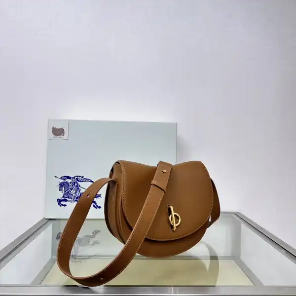 Affordable Burberry Medium Rocking Horse Bag 0122