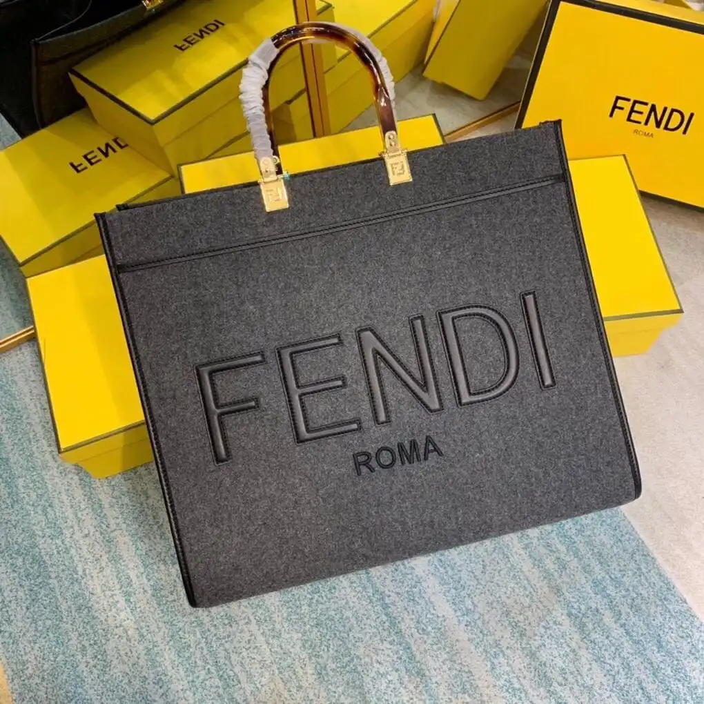 Affordable FENDI SUNSHINE LARGE 0131