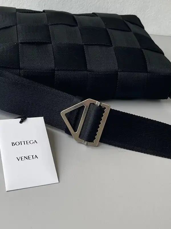 Cheap BOTTEGA VENETA CASSETTE Webbing 0124