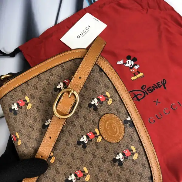 Affordable Disney x Gucci small shoulder bag 0125