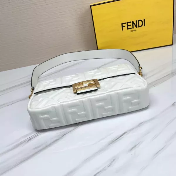 Cheap FENDI BAGUETTE-26*13*6CM 0113