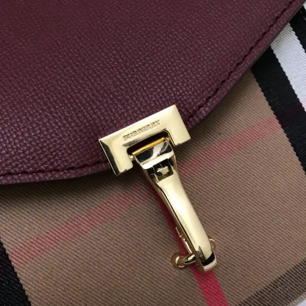 Cheap Burberry Crossbody Bag 0122