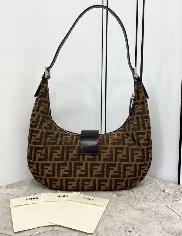 Affordable FENDI VINTAGE BAG 0205